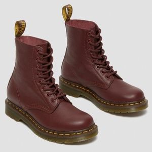 Dr. Martens Cherry 1460 Pascal Virginia Leather Boot size 8/39